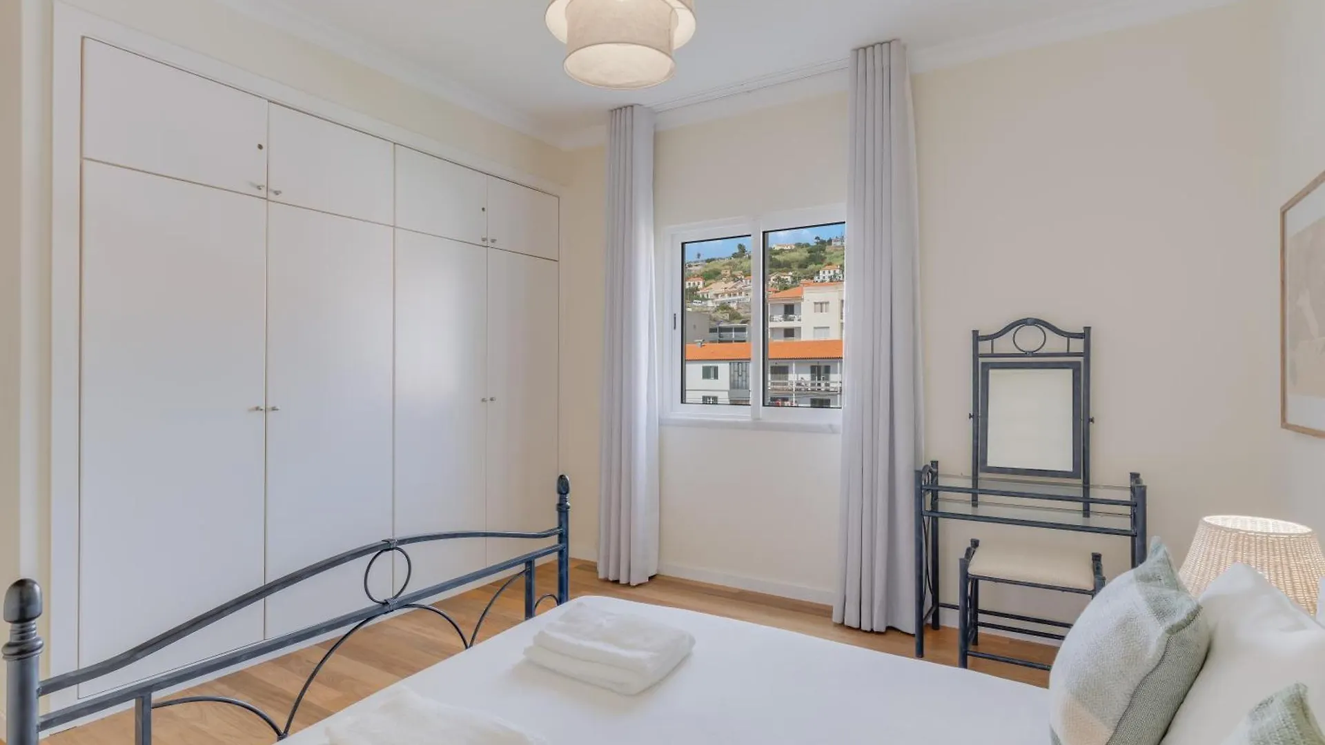 Costa Azul Apartment Canico  Portugal
